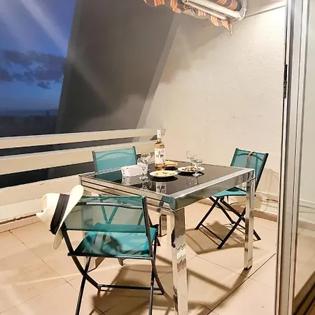 Marina Nirvana Vue Sur L'eau 르그로뒤후아