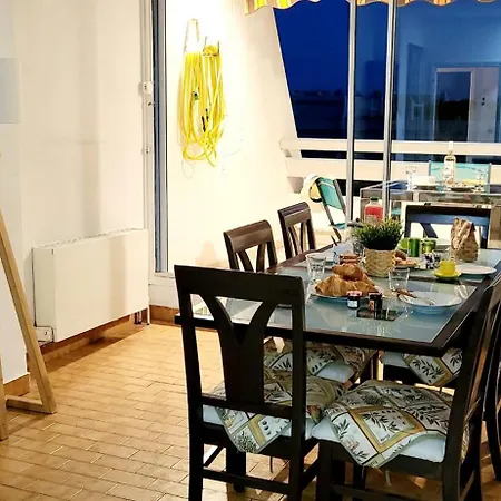 Marina Nirvana Vue Sur L'eau 펜션 *