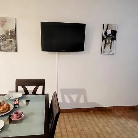 Marina Nirvana Vue Sur L'eau *