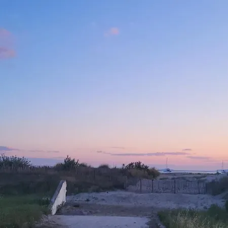 Дом отдыха Marina Nirvana Vue Sur L'eau