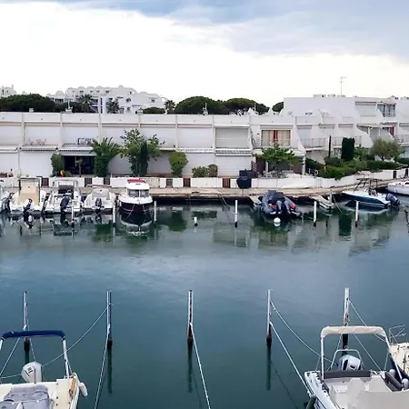 Marina Nirvana Vue Sur L'eau Holiday home Le Grau-du-Roi