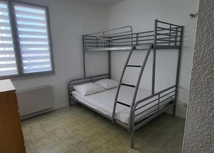 Marina Nirvana Vue Sur L'eau בית נופש