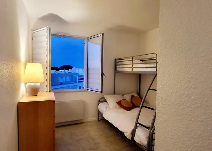 Marina Nirvana Vue Sur L'eau *