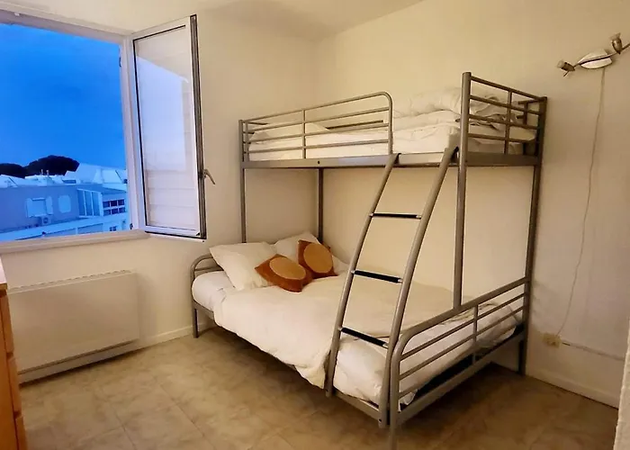 Marina Nirvana Vue Sur L'eau