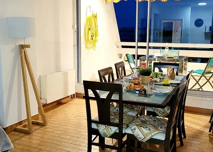 Marina Nirvana Vue Sur L'eau בית נופש *